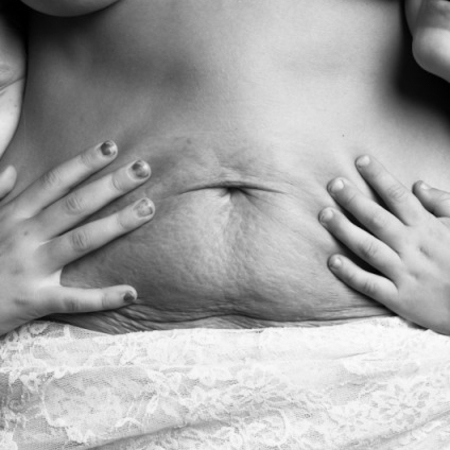 Kvinnas kropp efter förlossningen